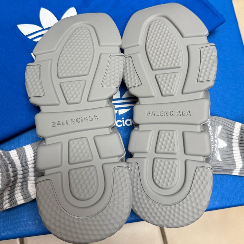 NWB BALENCIAGA Adidas Women's Speed Lt Sneaker - Picture 9 of 10